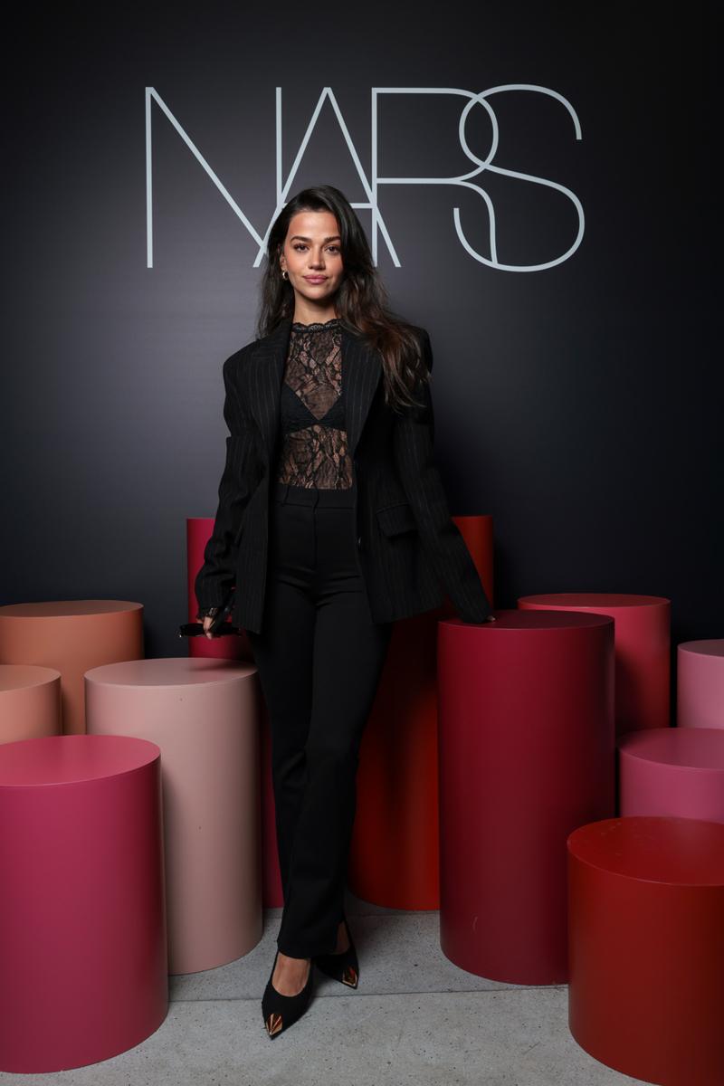 Çok Yönlü Makyajın Yeni İkonu