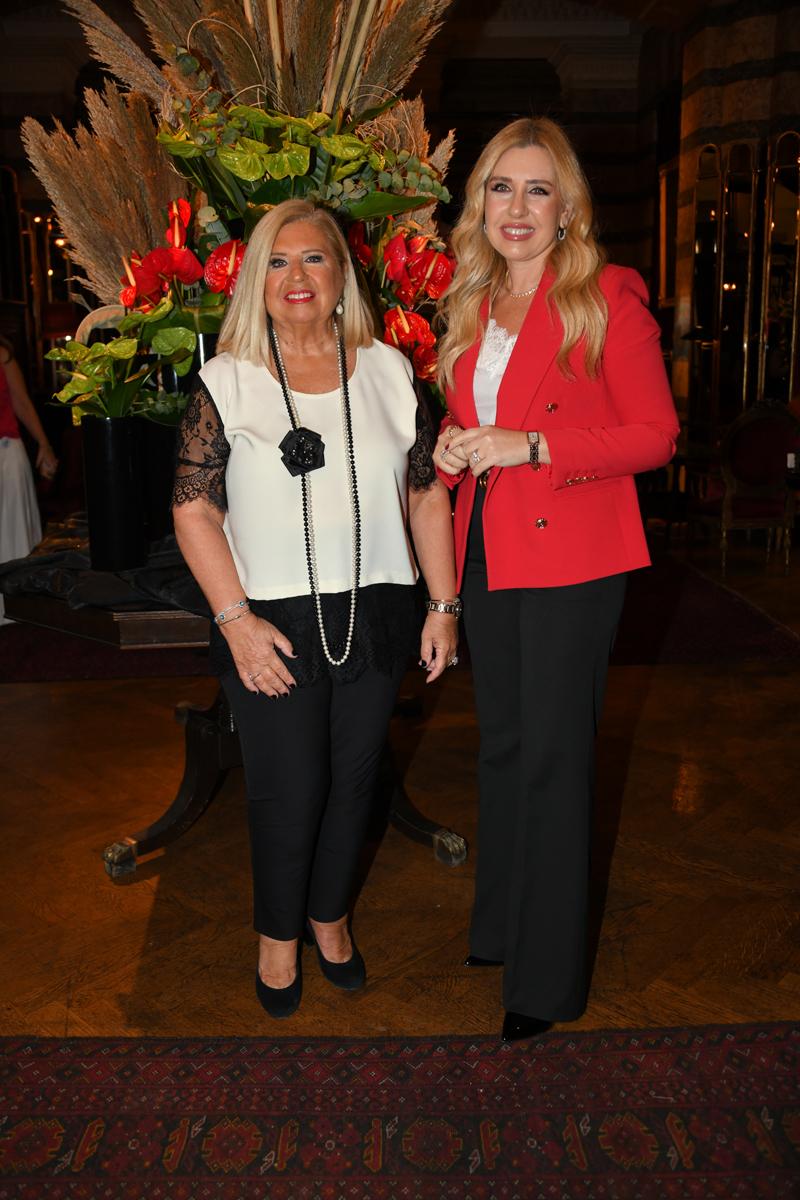 Pera'da Ata'ya Saygı