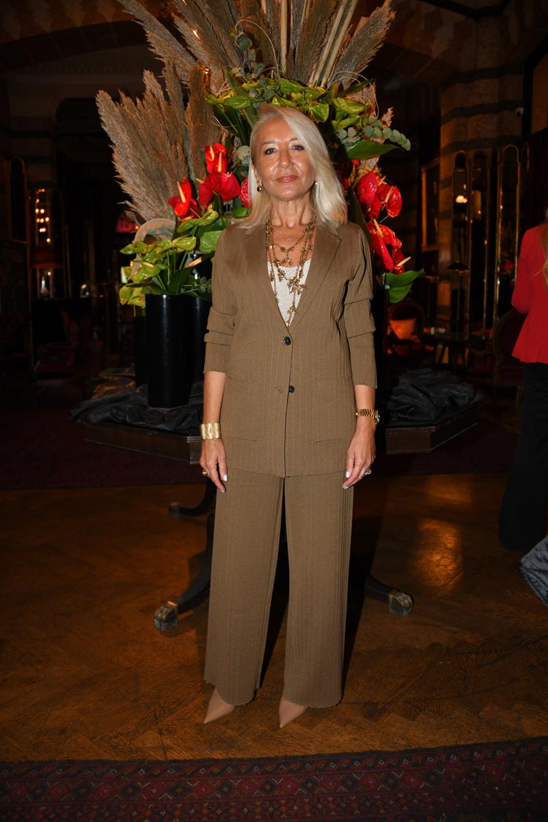 Pera'da Ata'ya Saygı