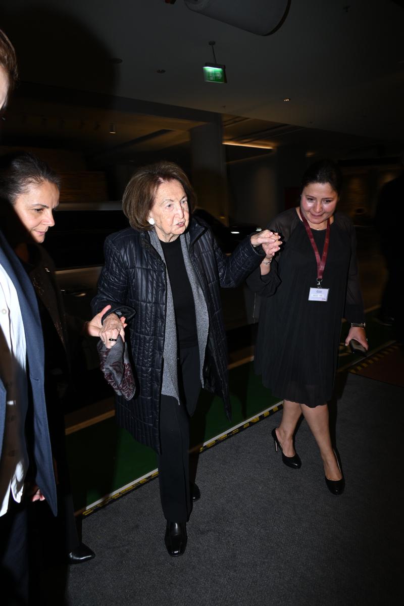 Mustafa V. Koç Anısına