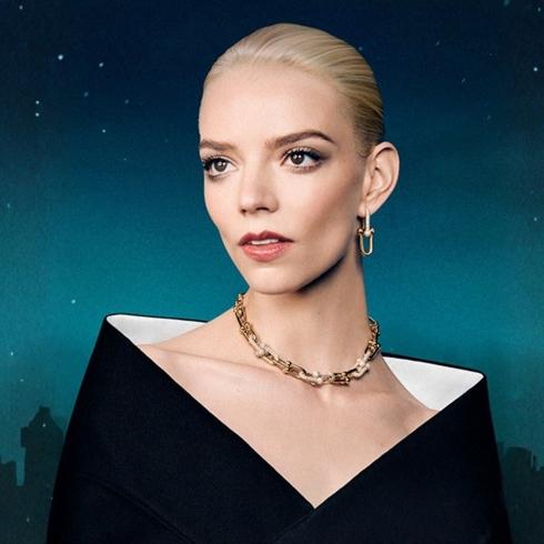 Anya Taylor-Joy Yeni Yılı Tiffany & Co. ile Kutluyor