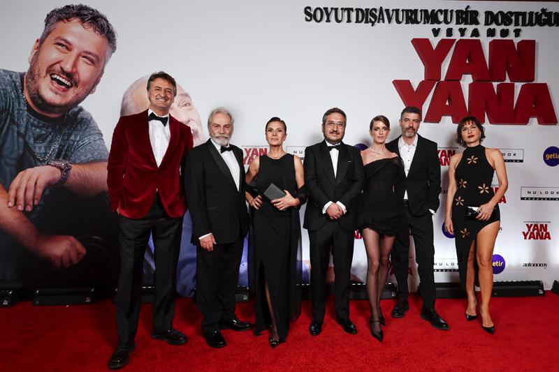 "Yan Yana" Filminin Galası Ünlü İsimleri Buluşturdu