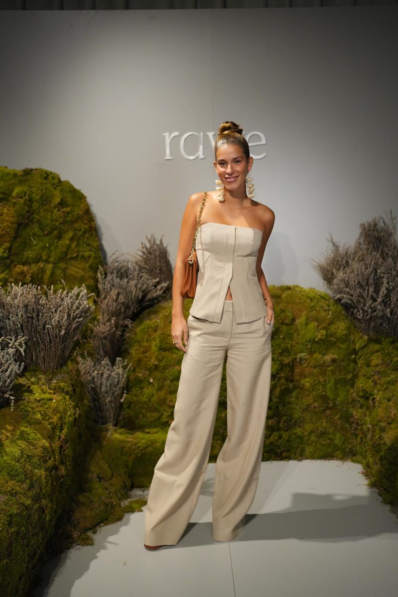 Özgür Kadın Stili