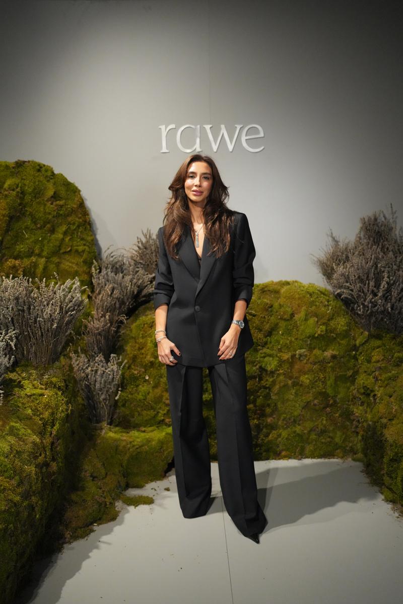 Özgür Kadın Stili