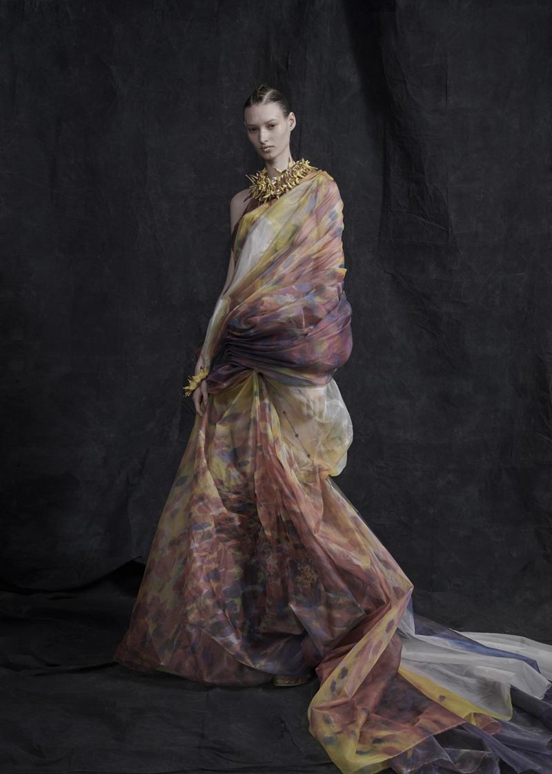 Kusurların Estetiği: Moda Dünyasında Yeni Bir Bakış