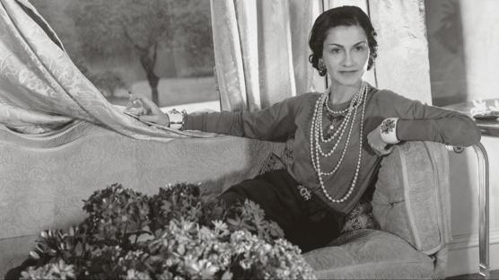 Kostüm Mücevherler: Gerçek Kadar Muhteşem