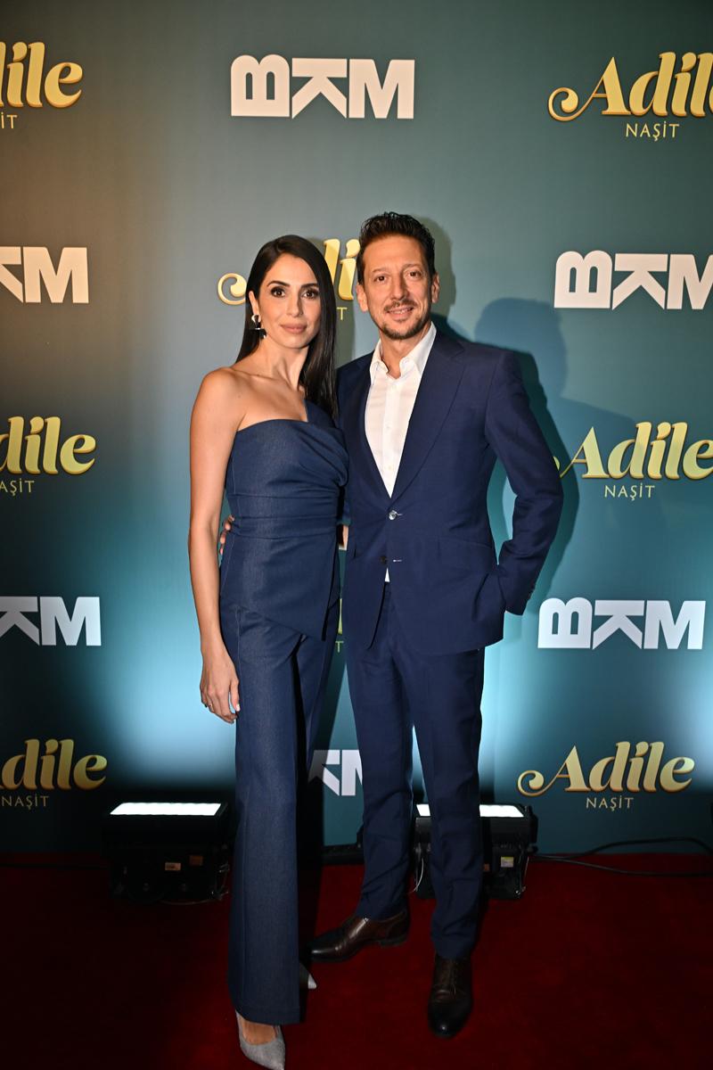 ‘Adile'ye Görkemli Gala