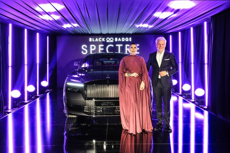 Rolls-Royce Motor Cars, İstanbul Black Badge Spectre'yi Tanıttı
