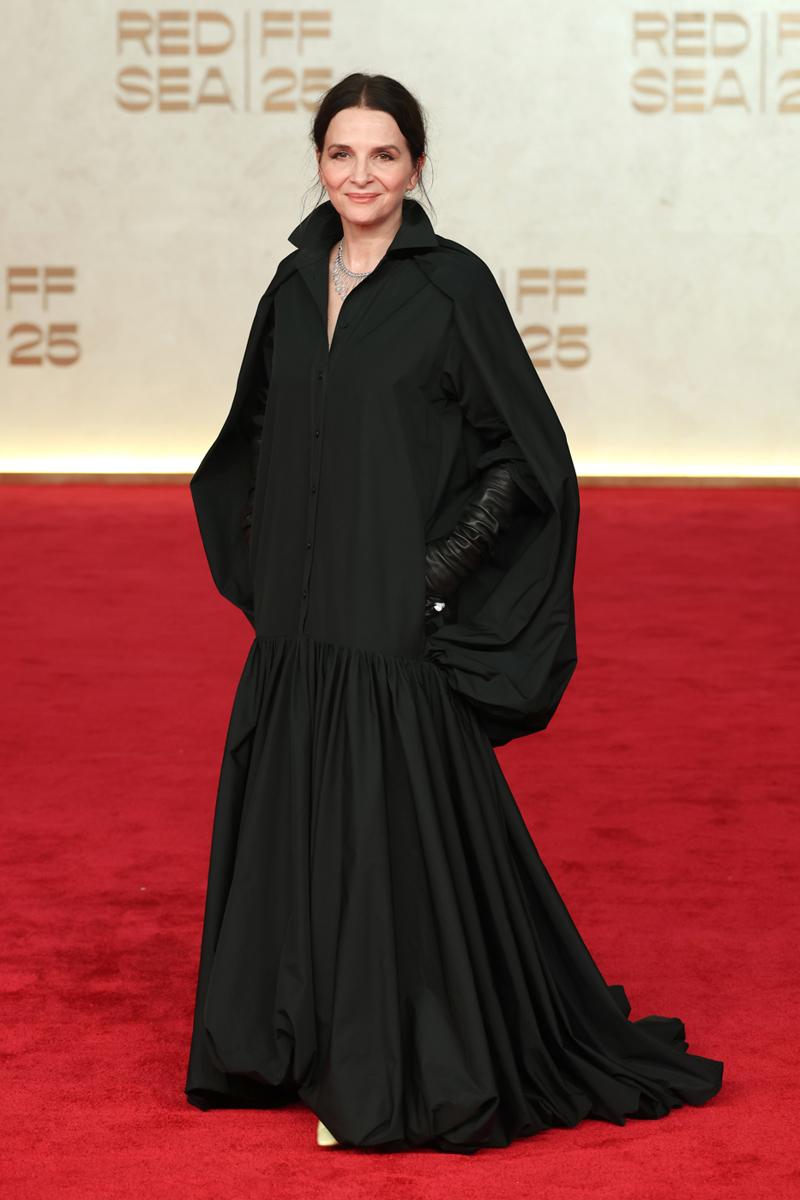 2025 Red Sea Film Festivali: En İyi Kırmızı Halı Görünümleri