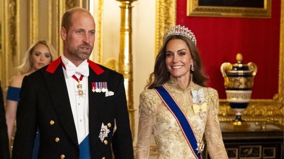 Kraliyet Sahnesine Dönüş