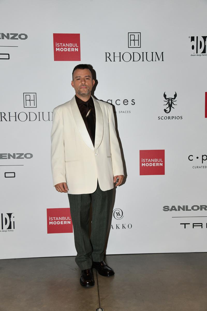 Gala Modern'de Sanat Dolu Bir Gece