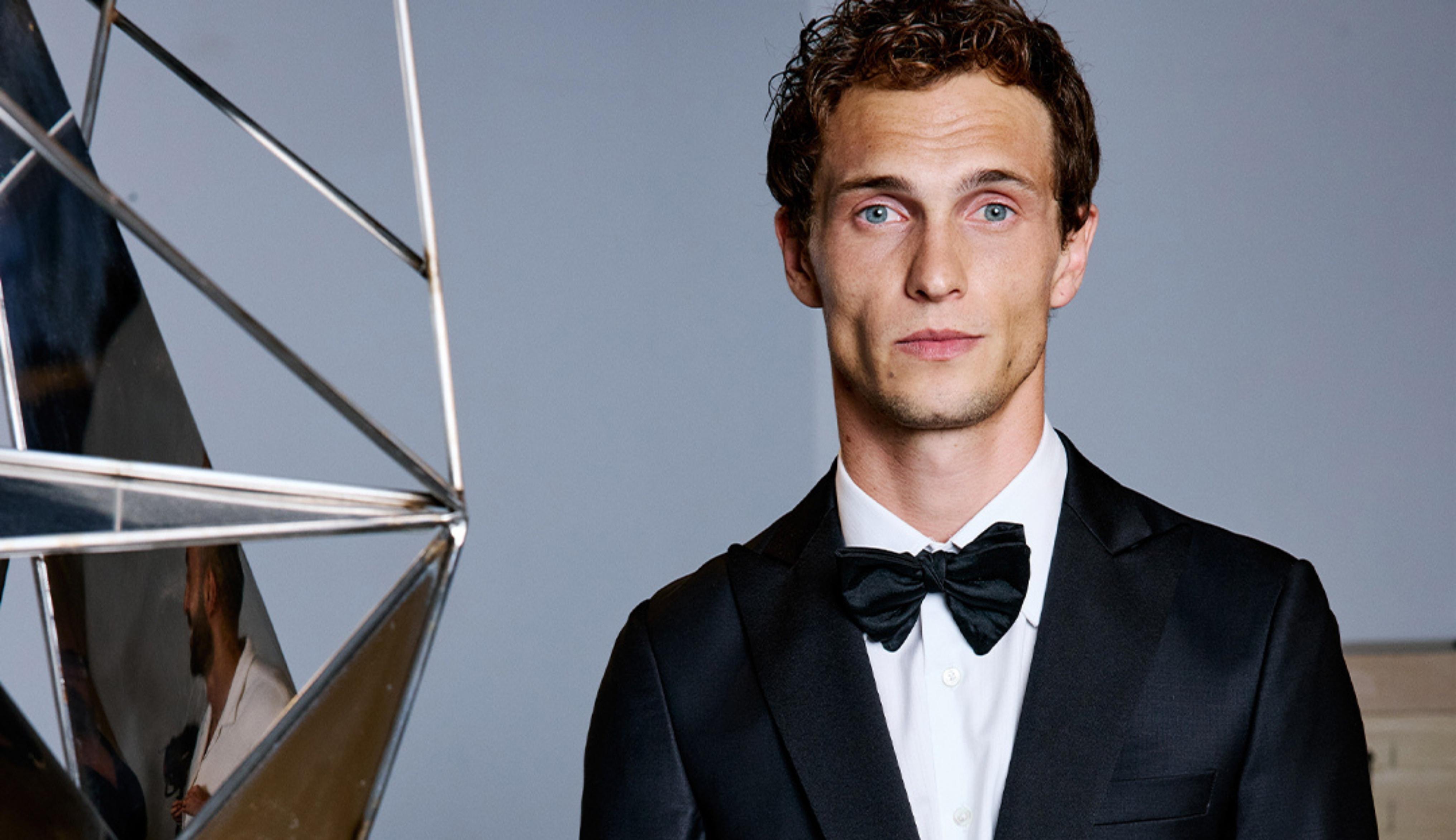 Yeni Yılda Erkek Stilinin Zamansız Yorumu