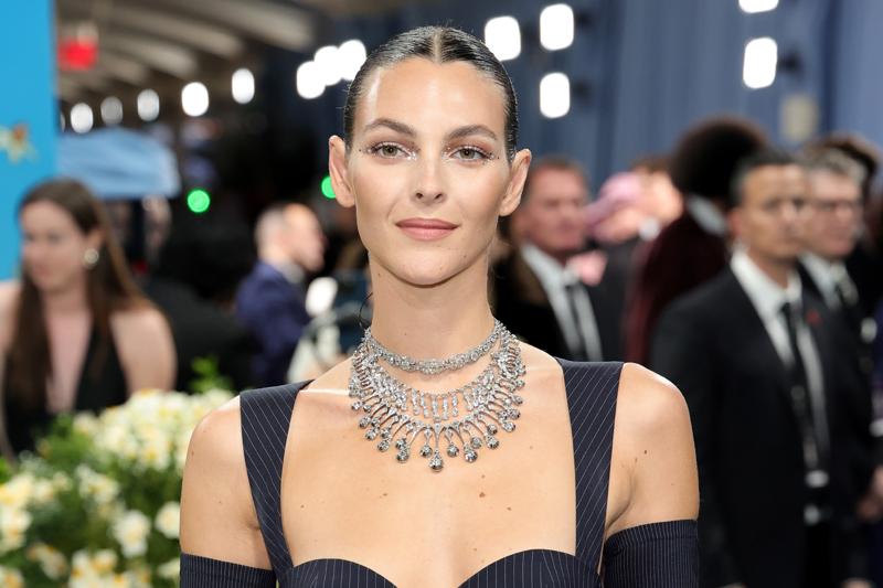 Kırmızı Halılarda Mücevherin Yılı