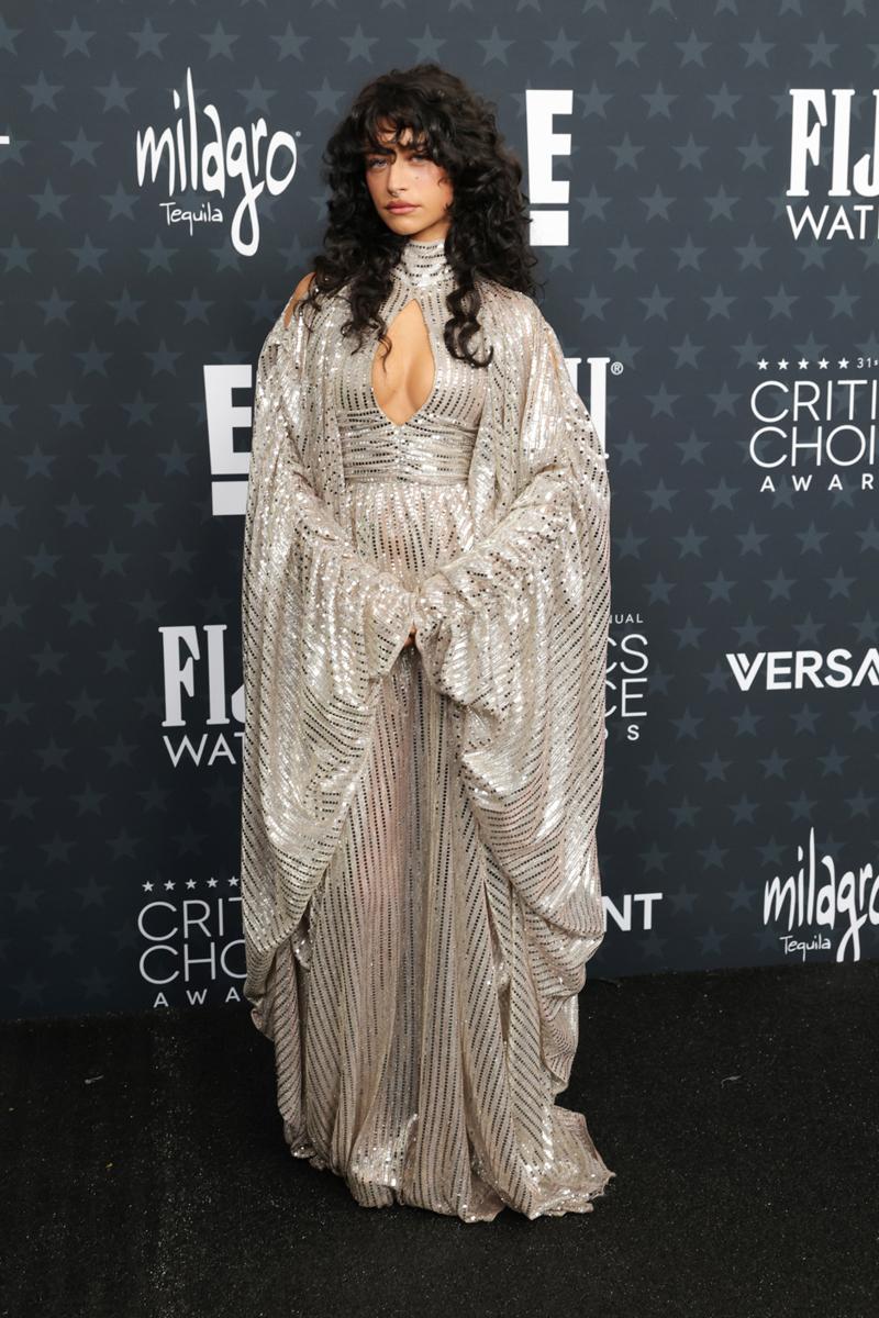 2026 Critics' Choice Ödülleri: En İyi Kırmızı Halı Görünümleri