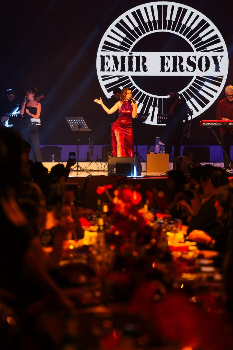 Değerli Anlara Dair