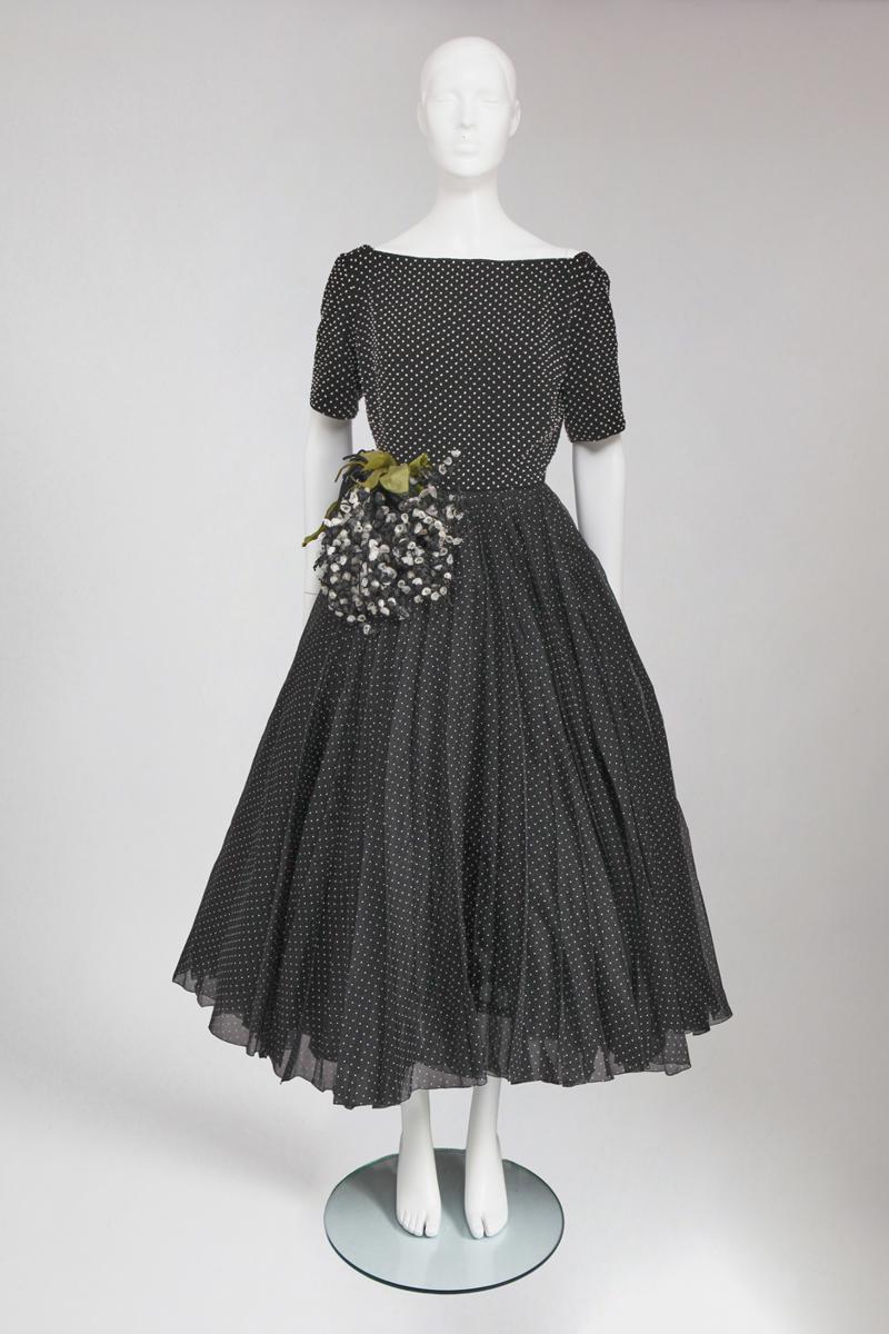 İkonik Dior Tasarımları Açık Artırmada