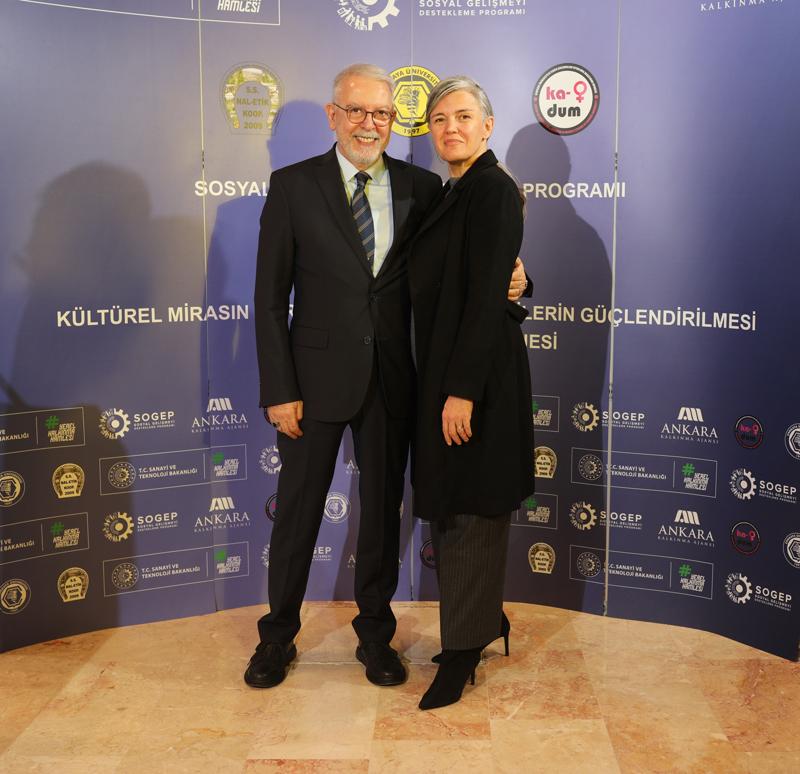 İğne Ucunda Taşınan Hafıza