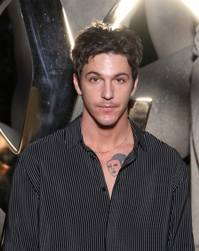 Grammy'ye Mesafeli Yıldızlar: Yokluklarıyla Konuşulan İsimler