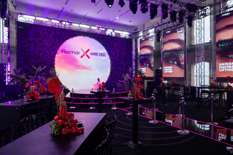 Hande Erçel ile Güzelliğe Açılan Gece