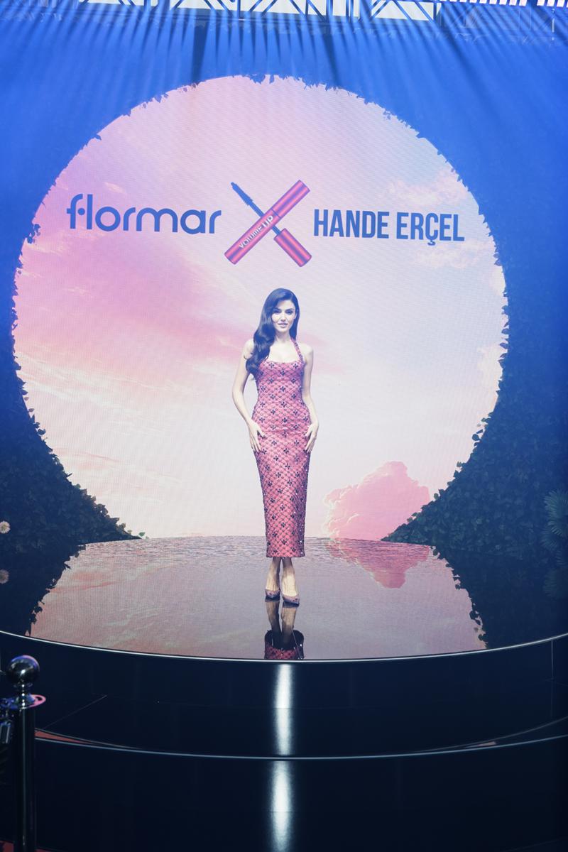 Hande Erçel ile Güzelliğe Açılan Gece