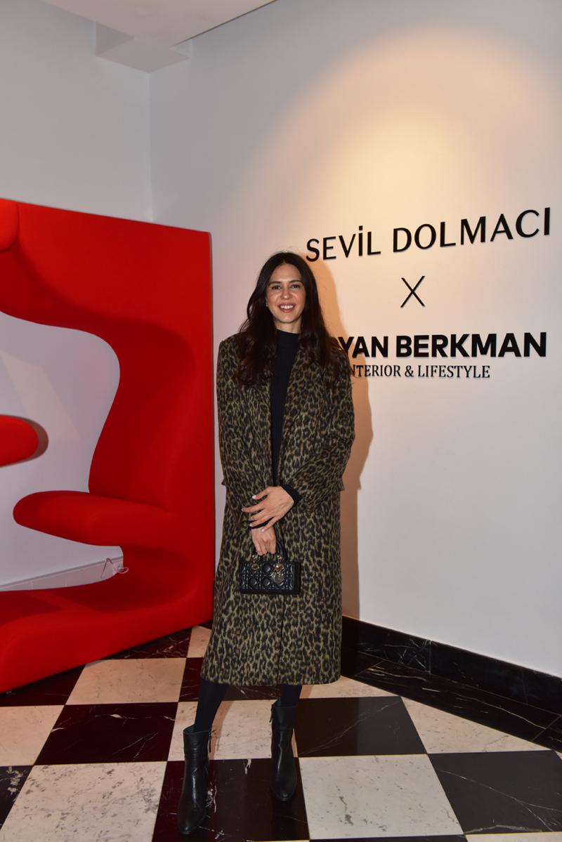 Sevil Dolmacı Gallery'de Deneysel Bakış
