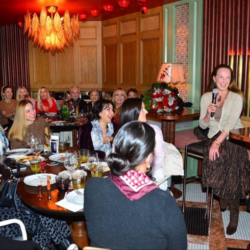 Sevgililer Günü'nde Emirgan'da Nermin Bezmen Buluşması
