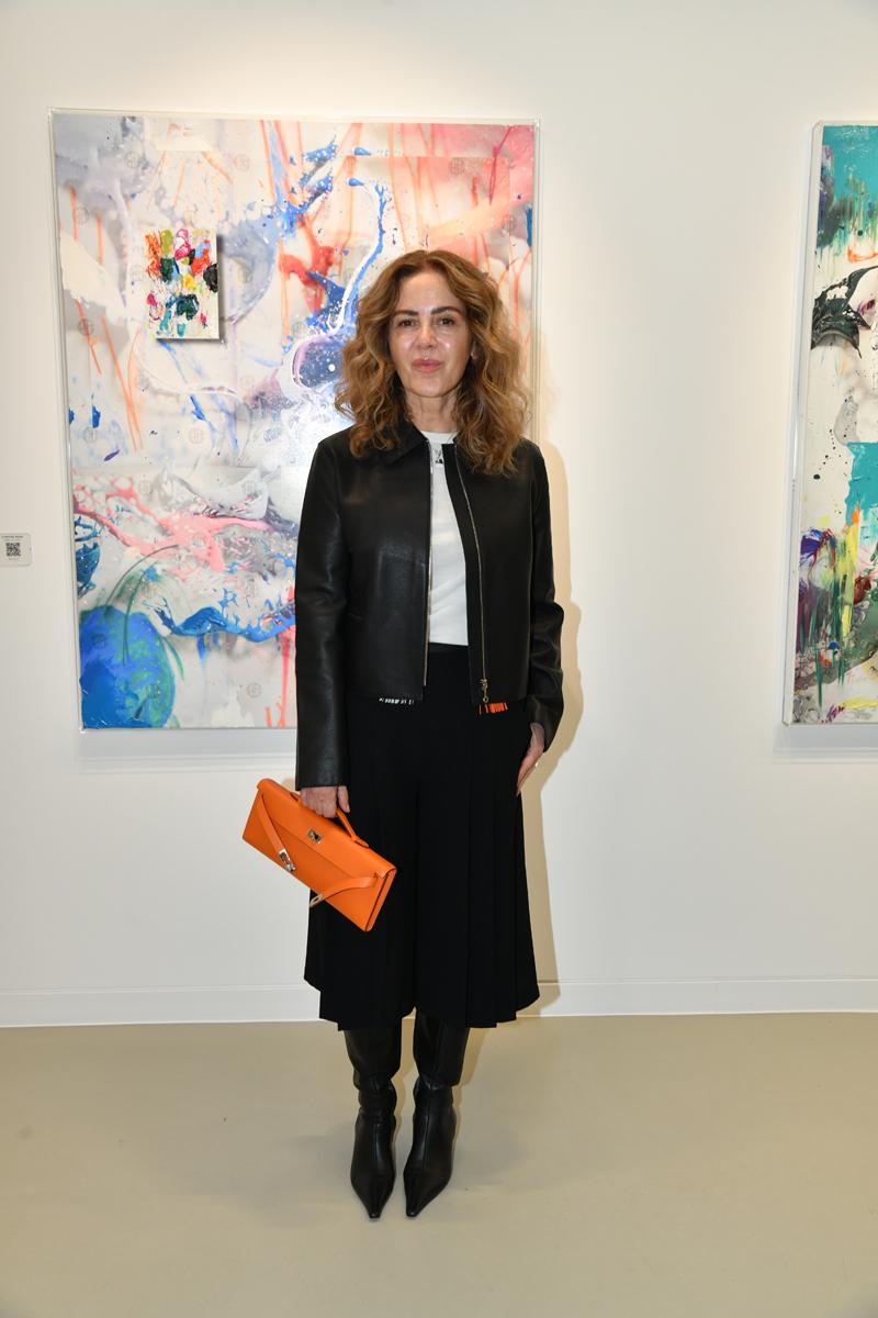 Ruzy Gallery'de “Yüzey/Surface” Sergisi Sanatseverlerle Buluştu