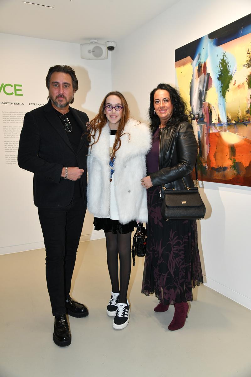 Ruzy Gallery'de “Yüzey/Surface” Sergisi Sanatseverlerle Buluştu