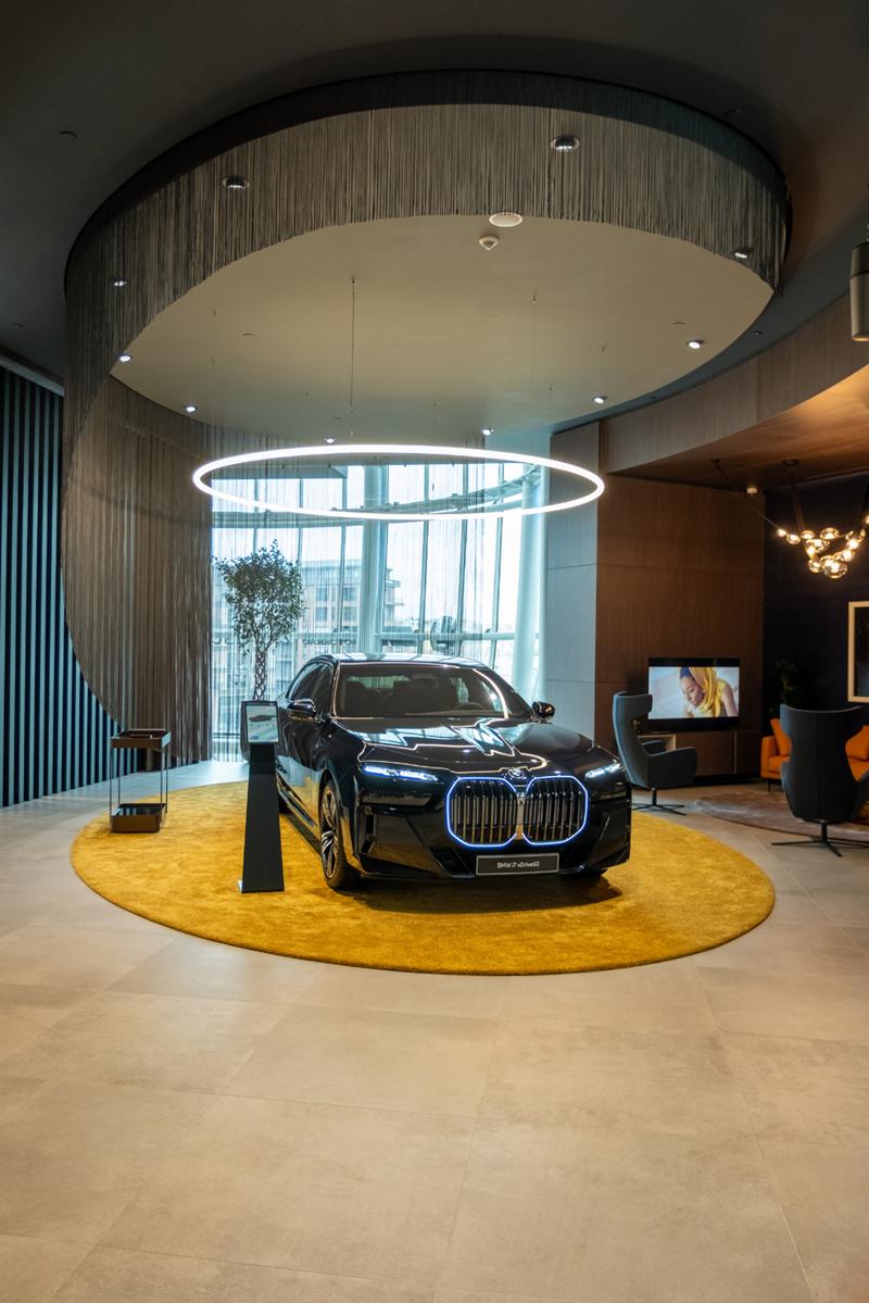 Yeni Nesil KonseptaBorusan Oto Ataşehir Açıldı: Yeni Nesil “Fijital” Deneyim Alanı