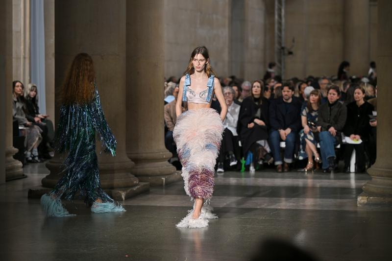 Erdem'in Yirmi Yıllık İmzası