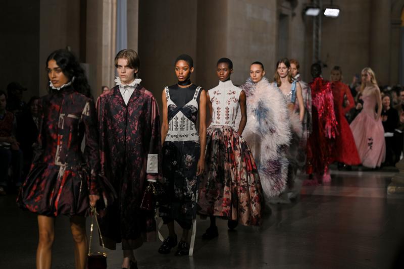 Erdem'in Yirmi Yıllık İmzası