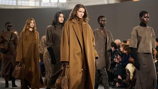 Max Mara'dan Modern Orta Çağ Silüetleri