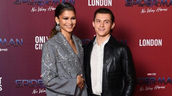 Zendaya ve Tom Holland Evlendi!