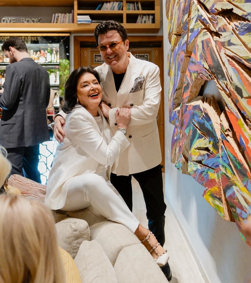 Sanatla Çevrili Kutlama