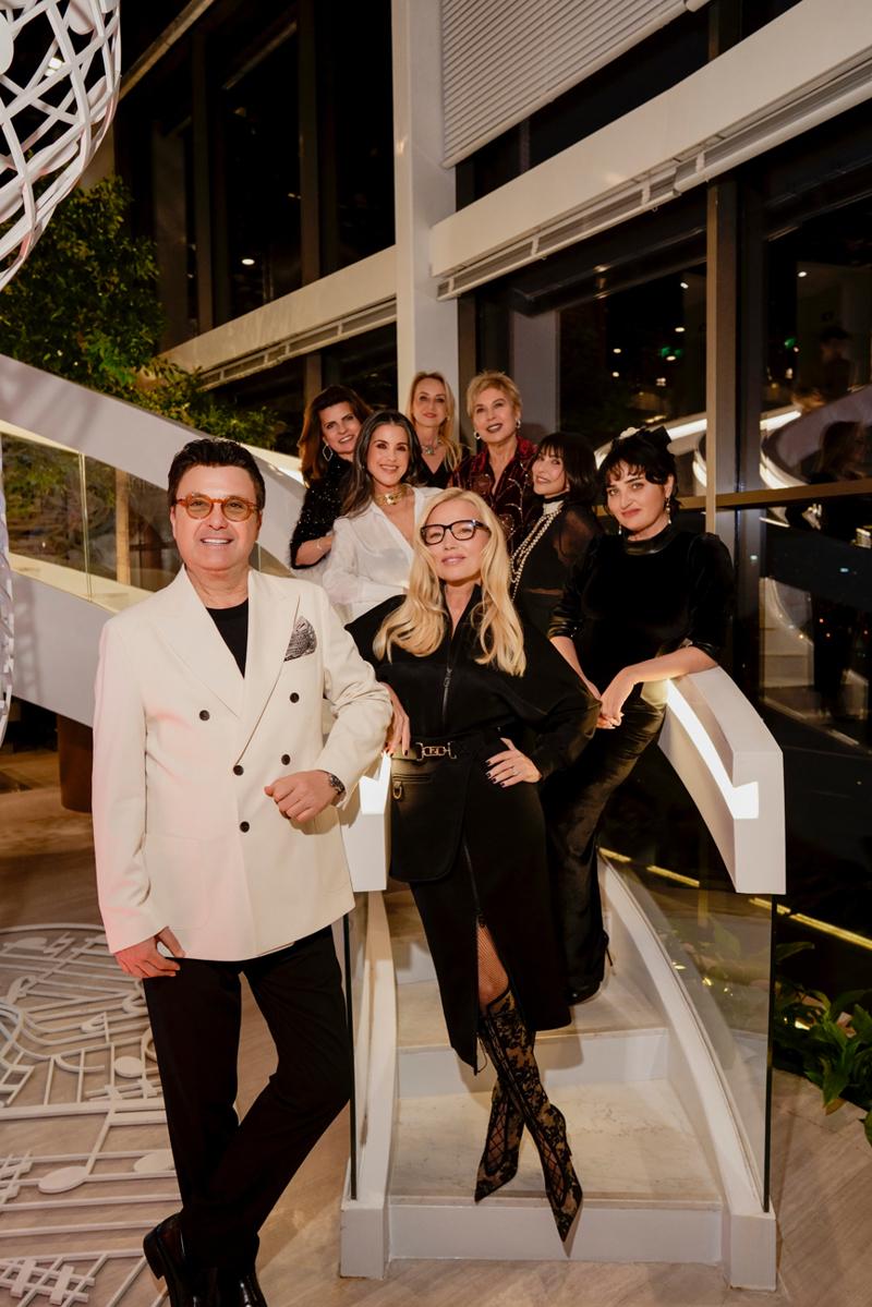 Sanatla Çevrili Kutlama