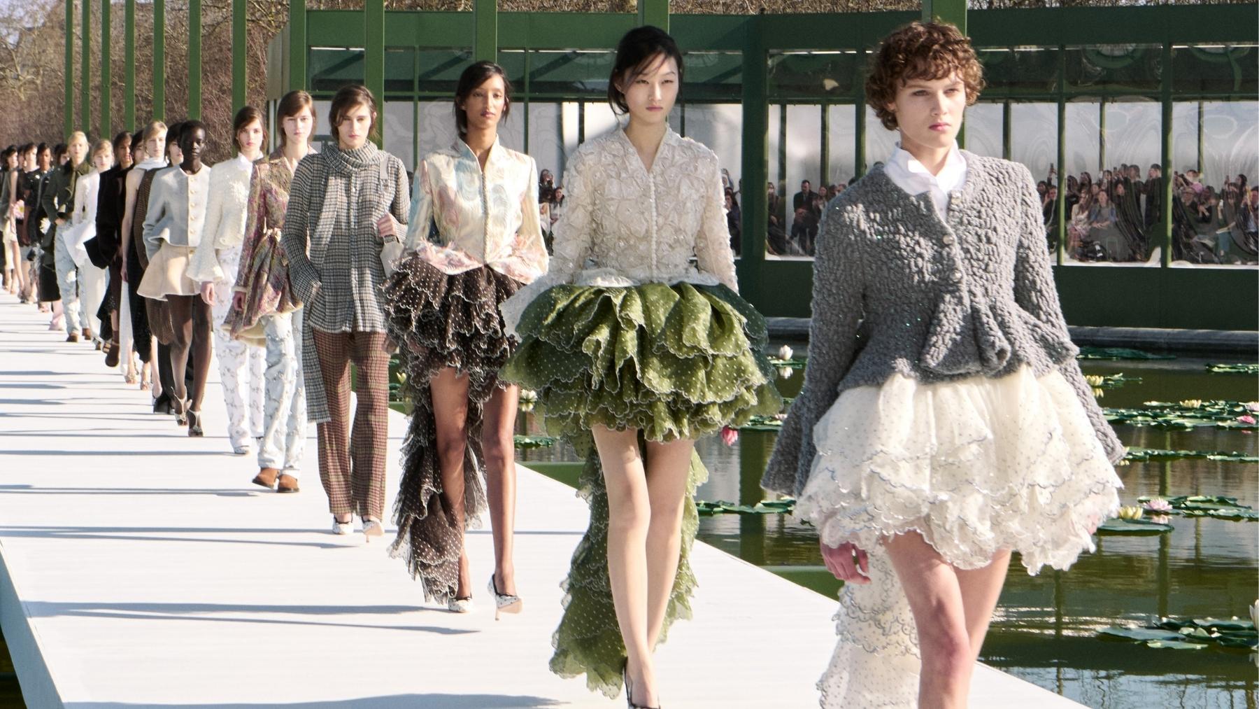 Jonathan Anderson'dan Çiçek Açan Bir Dior Koleksiyonu