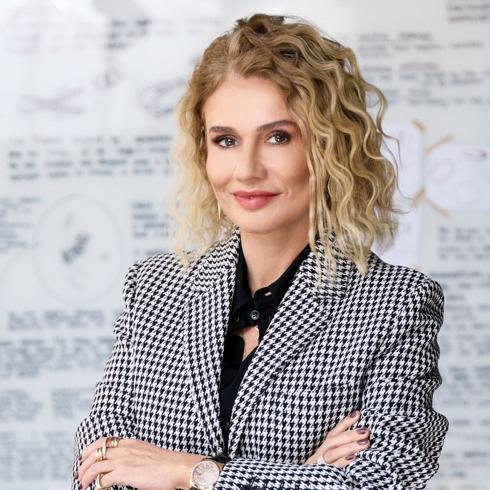 Güçlü Kadınlar, Güçlü Hikayeler: Milka Karaağaçlı İnce