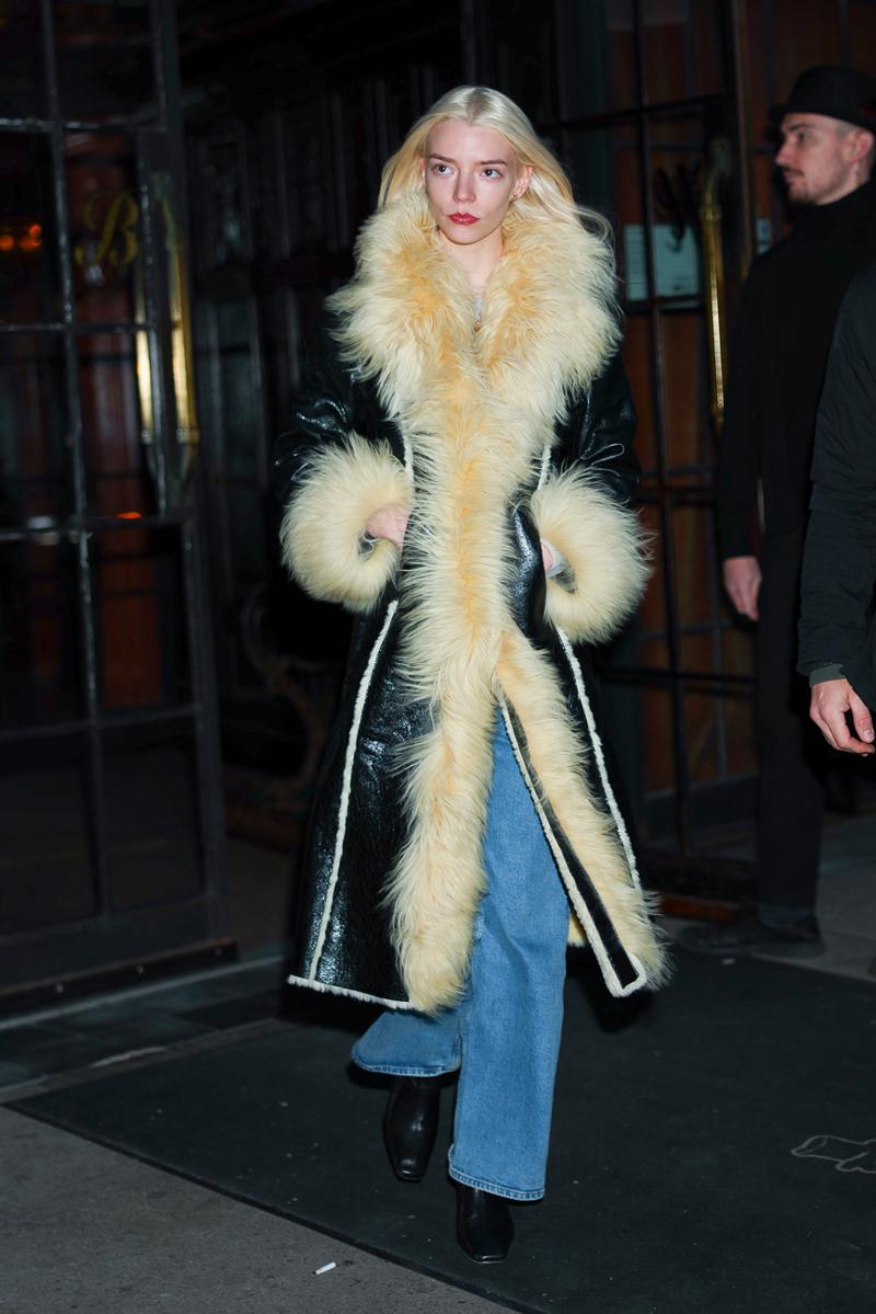 Anya Taylor-Joy New York Sokaklarında Moda Maratonunda