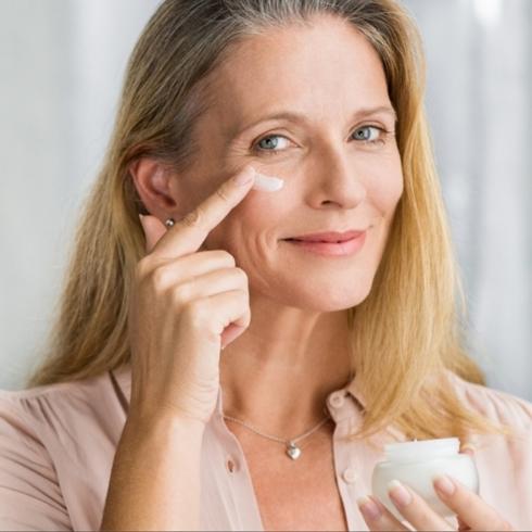 Longevity Cilt Bakımı Nedir? Anti-Aging'den Farkı Ne?