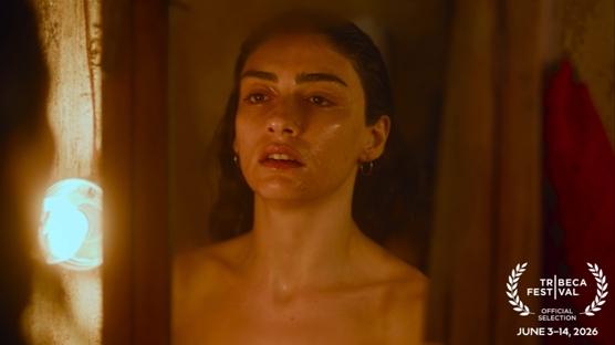 Tribeca'da Gururlandıran Bir Buluşma: Hazar Ergüçlü ve Alphan Eşeli