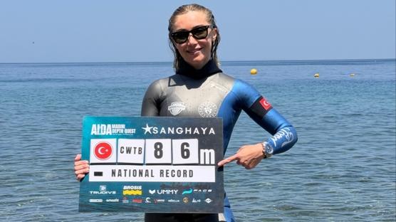 Şahika Ercümen'den Filipinler'de Türkiye Rekoru