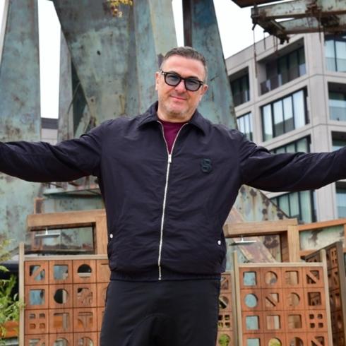 Müzik En Güçlü Köprü: Antonis Remos