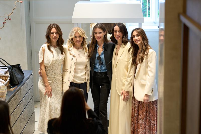 Misela ve Esma Dereboy'dan Sofralara Zarif Dokunuş