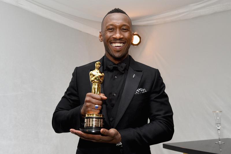Birkaç Dakikalık Performansla Oscar Kazanan Oyuncular