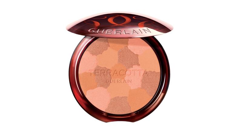 Bronz, Işıltılı ve Canlı Yaz Makyajı İçin Öneriler