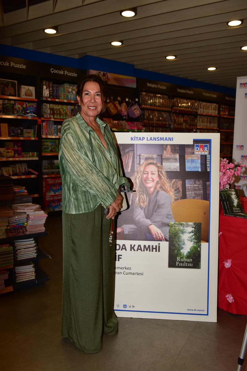 Edebiyat ve Sanat Dünyasından Melda Kamhi Kosif'e Destek