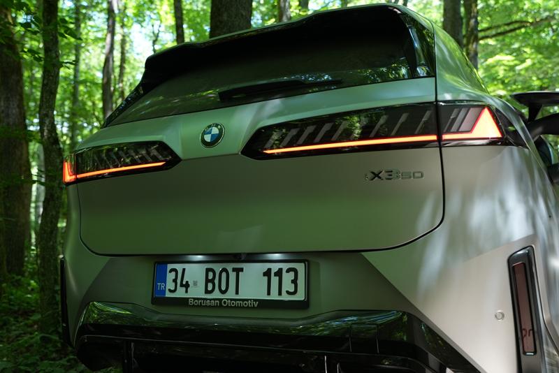 Yeni BMW iX3 ile Geleceği Deneyimlemek