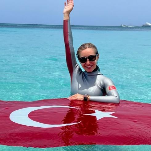 Şahika Ercümen'den Kaş'ta Şampiyonluk Dalışı
