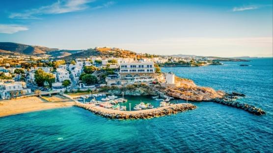 Paros Adası Gezi Rehberi 2026: Gezilecek Yerler, Plajlar ve Oteller