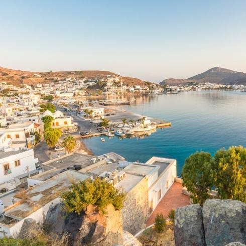 Patmos Adası Gezi Rehberi 2026: Gezilecek Yerler, Plajlar ve Oteller